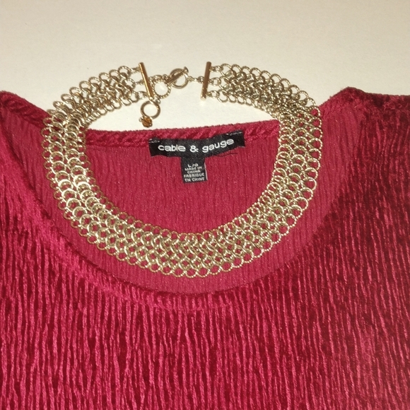 Ruby Reds Sweater - Picture 3 of 6